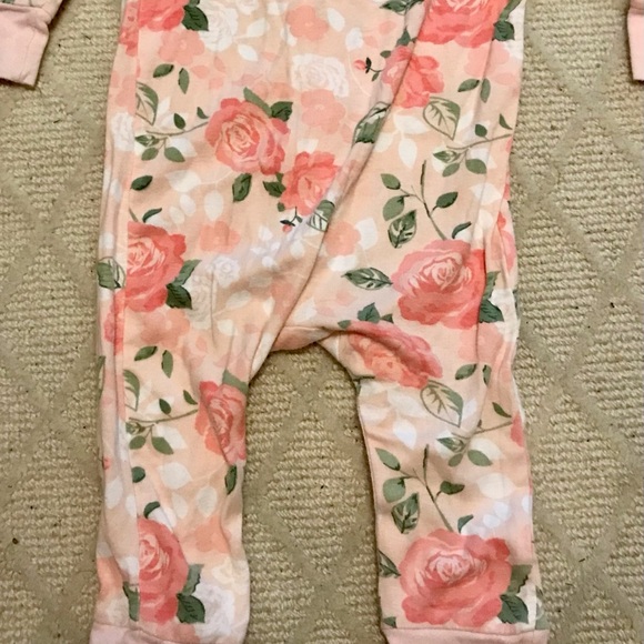 Shabby chic modern moments made with organic cotton size 12 month sleeper❤️ - Picture 3 of 5